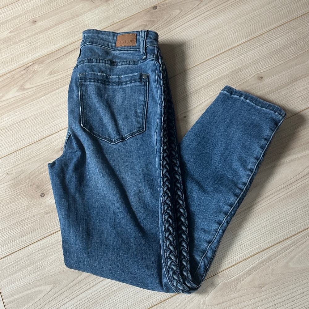 Judy Blue Medium Blue Skinny Jeans with Braided Detail